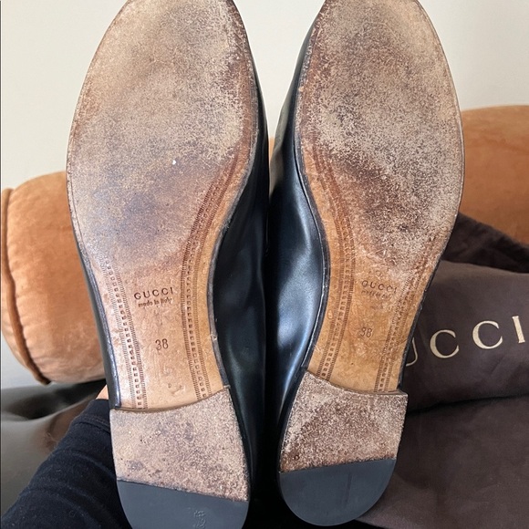 Gucci Black Leather Loafers with Gold Detail - Picture 6 of 7